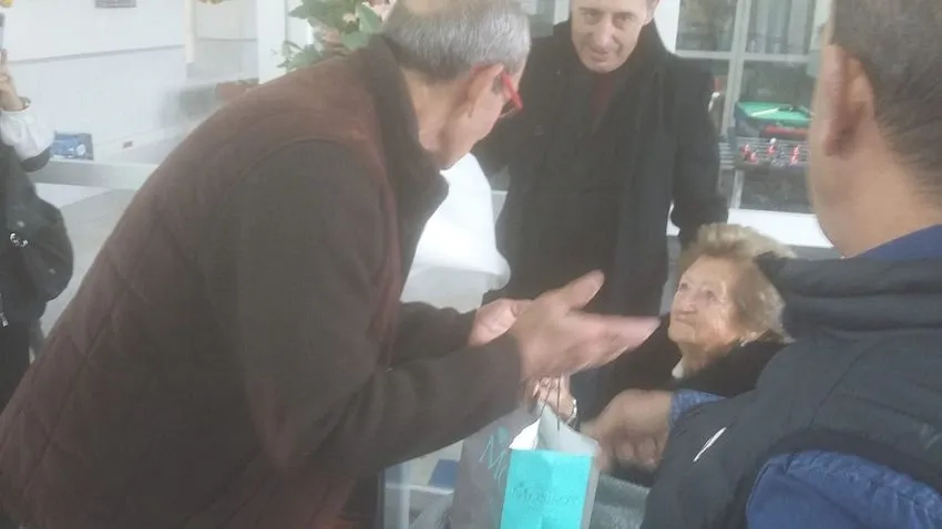 Foto 3 - Espeja homenajea a Clementina Gonz&aacute;lez por sus cien a&ntilde;os de vida