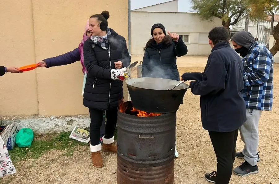 Foto 2 - La AMPA del Colegio de La Fuente de San Esteban celebra una casta&ntilde;ada