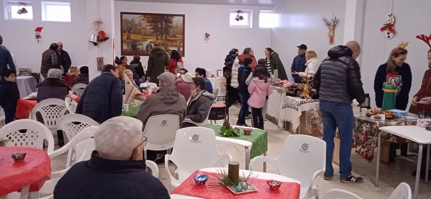 La Asociación de Mujeres organizaba un chocolate con rosquillas 