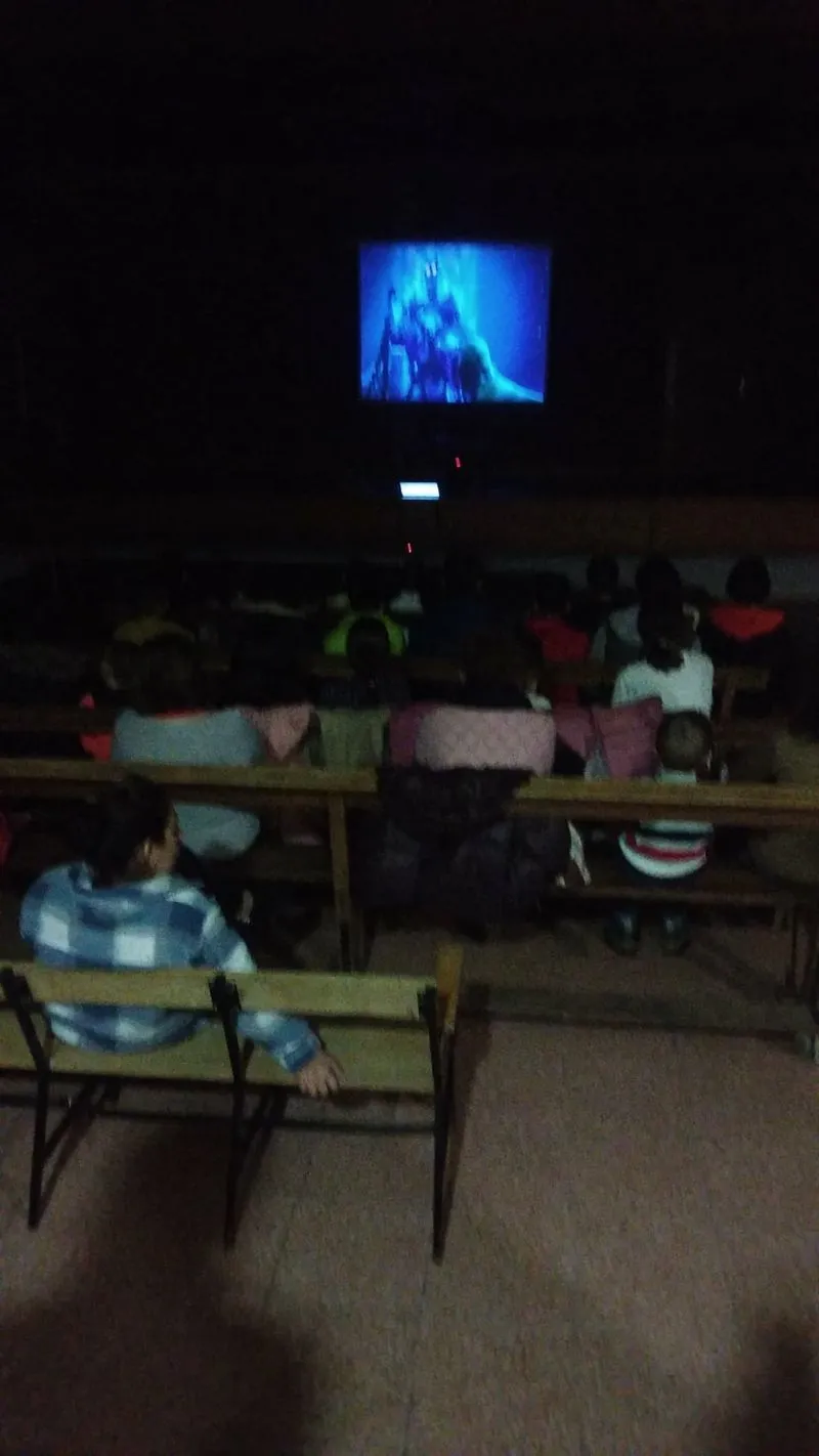 Los niños de El Cubo de Don Sancho se divierten durante el puente festivo