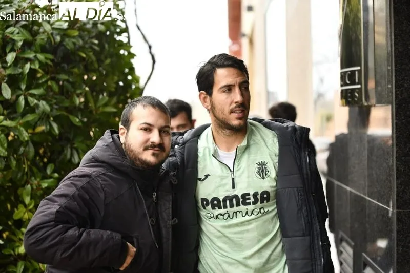 Galería de imágenes de la llegada del Villareal a su hotel / Fotos: SALAMANCArtv AL DÍA