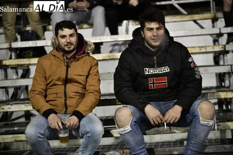 Galería de imágenes de público en el Guijuelo - Villareal / Fotos: David Sañudo