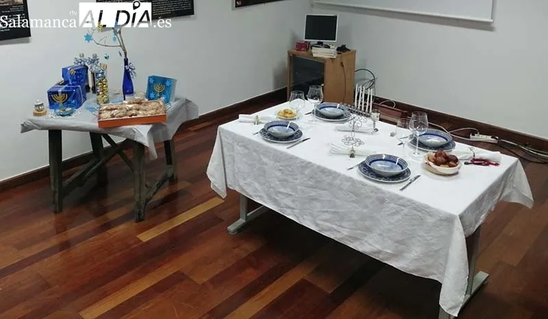 Foto 2 - El Museo Jud&iacute;o &ldquo;David Melul&rdquo; de B&eacute;jar realiza la primera sesi&oacute;n de Hanukkah