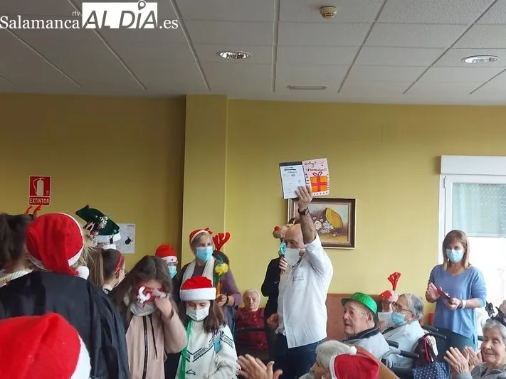 Foto 3 - El Colegio Santa Teresa celebra su propio d&iacute;a de fin de a&ntilde;o