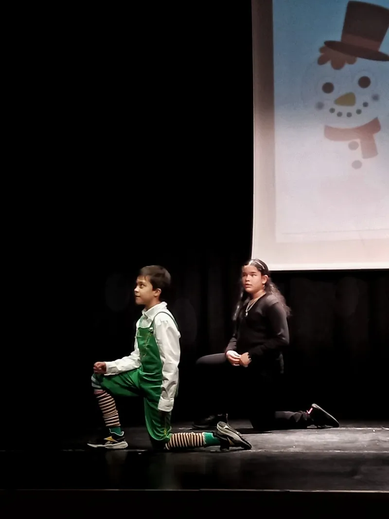 Festival de Navidad del CRA Bajo Tormes en Monleras / FÁTIMA MARTÍN 