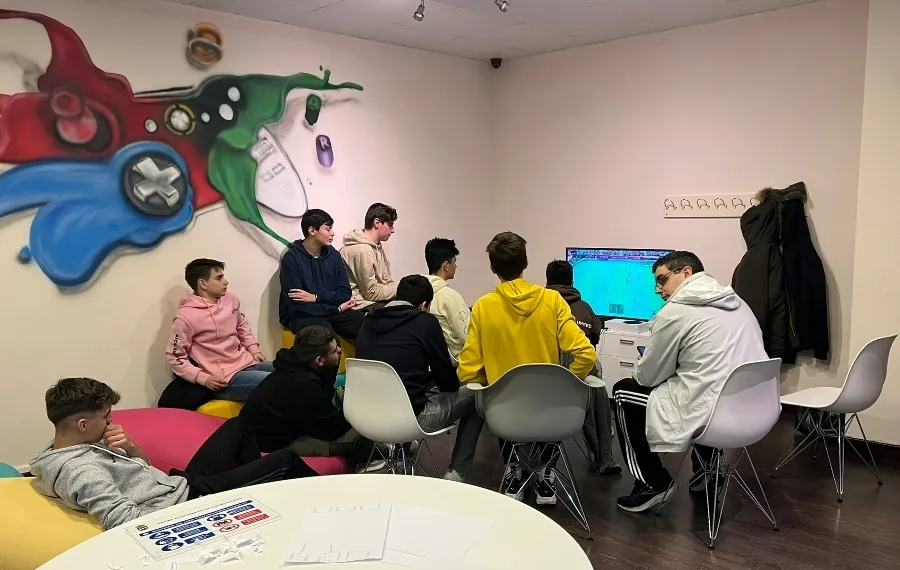 Foto 3 - Luis Sevillano gana un Mundial de FIFA 23 celebrado en el Centro Joven