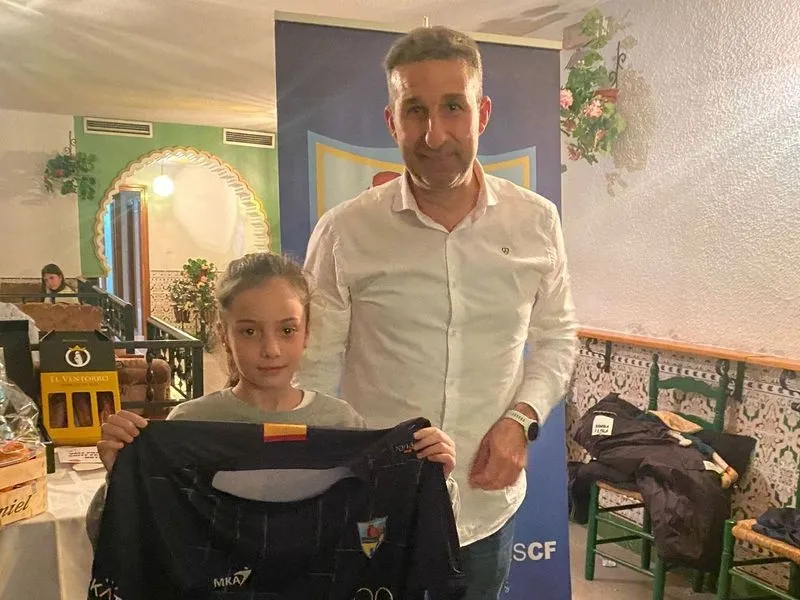 Foto 7 - El Alba de Tormes CF celebra su comida de Navidad