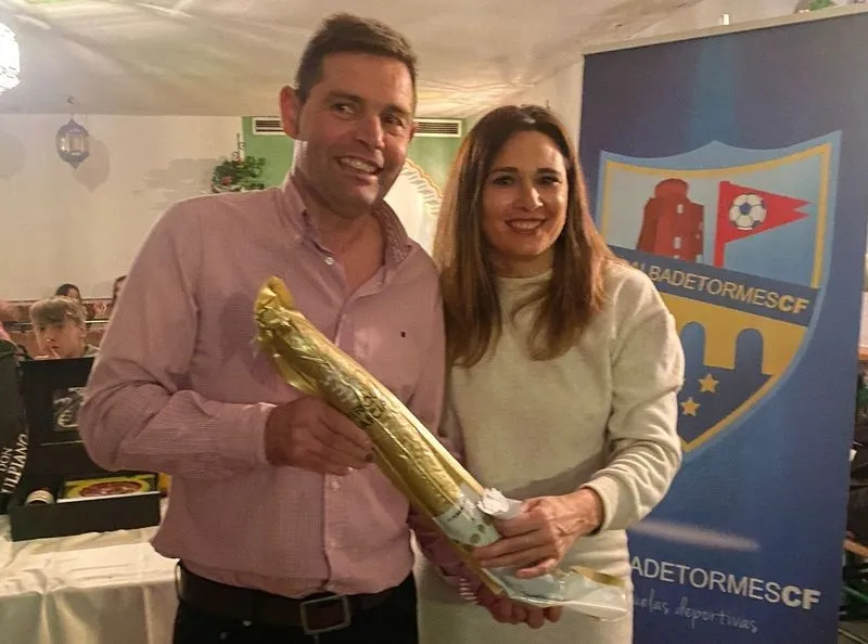 Foto 5 - El Alba de Tormes CF celebra su comida de Navidad