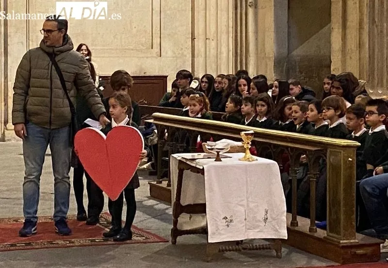 Celebración de la Inmaculada Concepción en la Clerecía, organizada por el colegio de las Jesuitinas