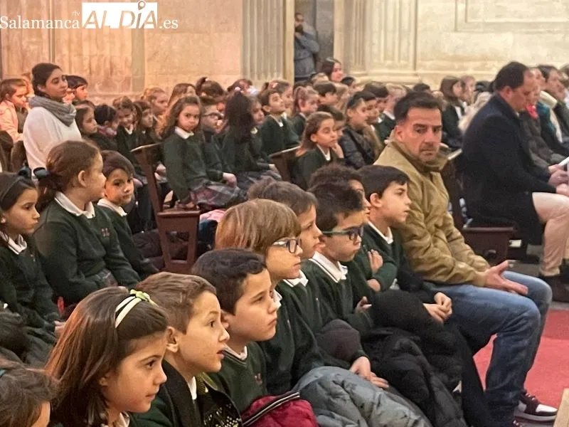 Celebración de la Inmaculada Concepción en la Clerecía, organizada por el colegio de las Jesuitinas
