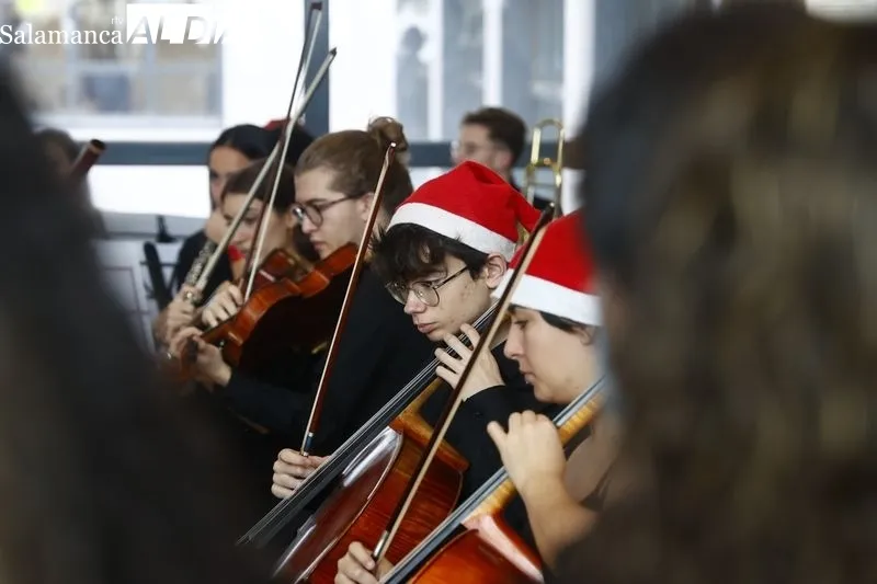 Concierto navideño en el Hospital de Salamanca. Foto de David Sañudo