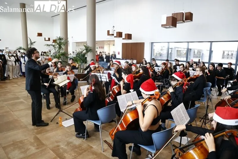 Concierto navideño en el Hospital de Salamanca. Foto de David Sañudo