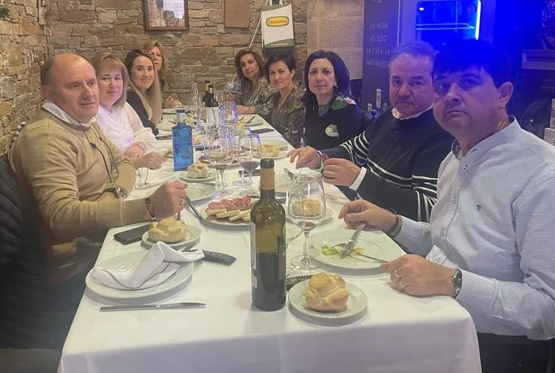 Foto 3 - El PP brinda por la Navidad