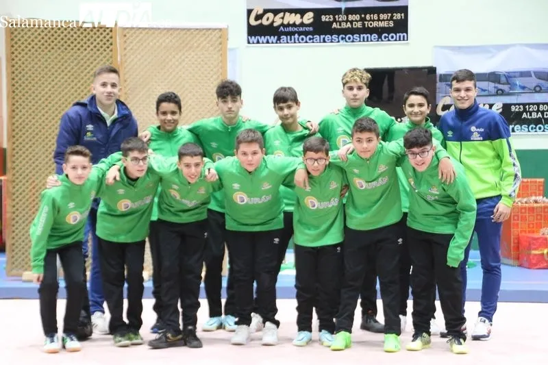 Foto 3 - El Piensos Dur&aacute;n Albense presenta a los noventa ni&ntilde;os y ni&ntilde;as de sus Escuelas Deportivas
