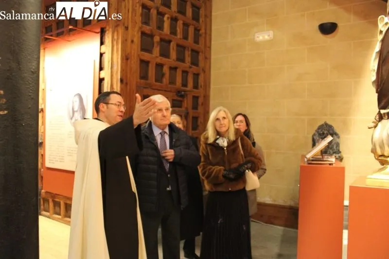 Foto 7 - El Duque de Alba visita la villa ducal