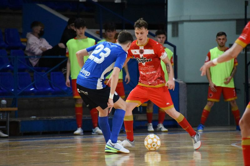 Pablo Gallego, un refuerzo de Primera División para el Piensos Durán Albense