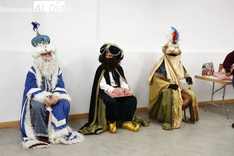 Los Reyes Magos visitan AERSCYL | Fotos: David Sañudo