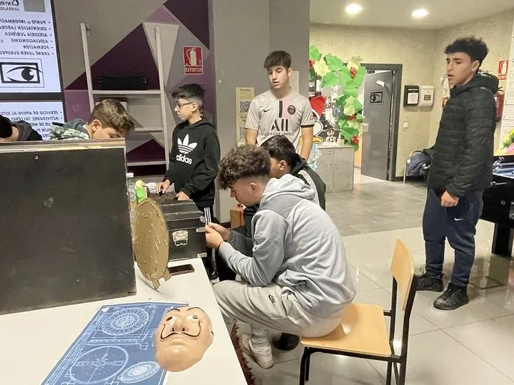 Carbajosa de la Sagrada da la bienvenida al año nuevo con su Nochevieja anticipada