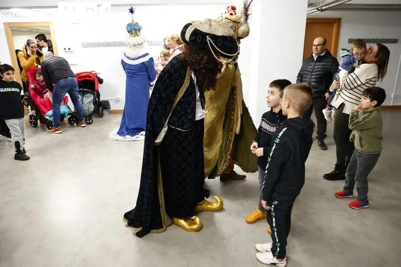 Los Reyes Magos visitan AERSCYL | Fotos: David Sañudo