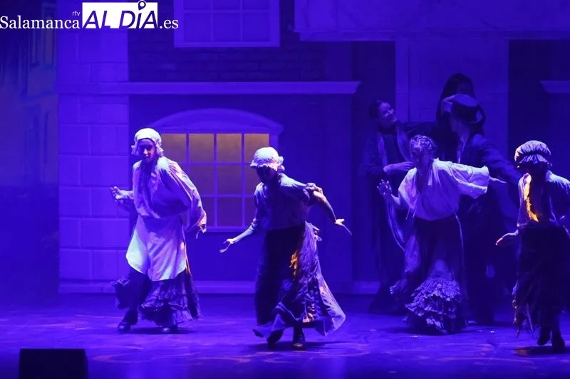 'Perter, el musical' reúne a niños y mayores en Salamanca | FOTOS: David Sañudo