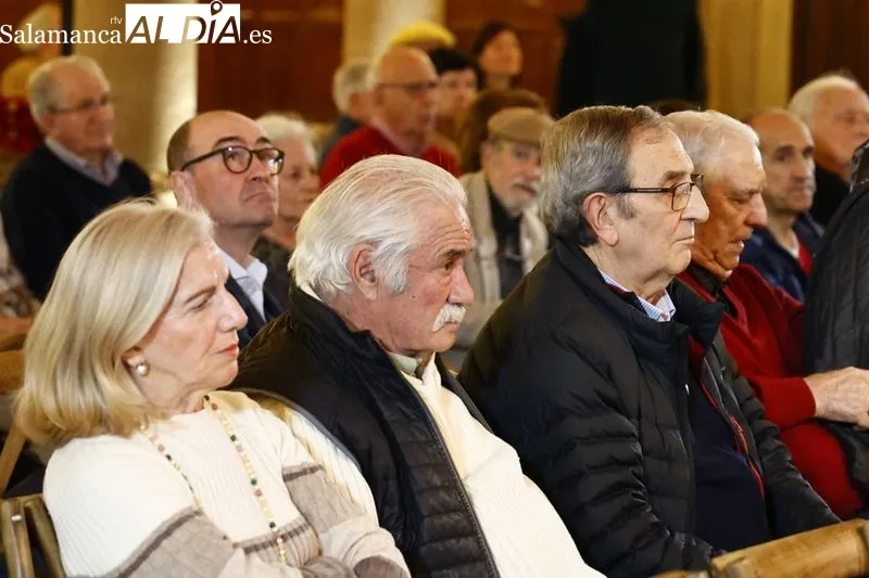 El Casino acoge la presentación de 'Vuelos en libertad. Memorias desordenadas de un jurista inquieto' | FOTOS: David Sañudo