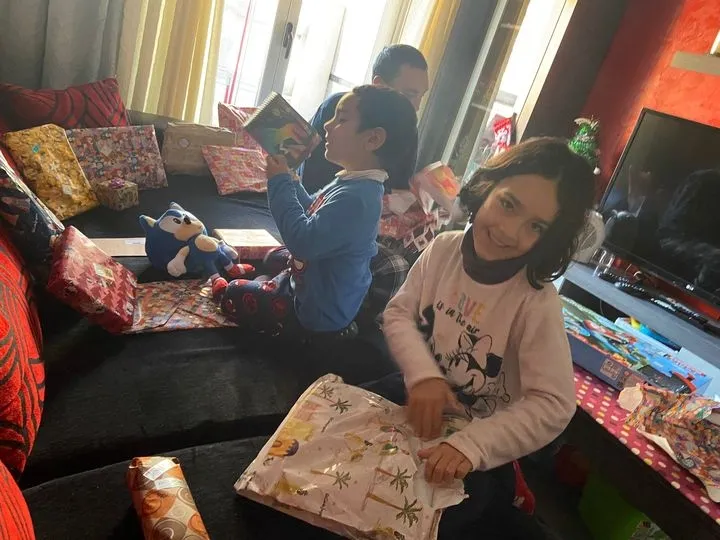 Foto 11 - La ilusi&oacute;n de los salmantinos por los regalos de los Reyes Magos