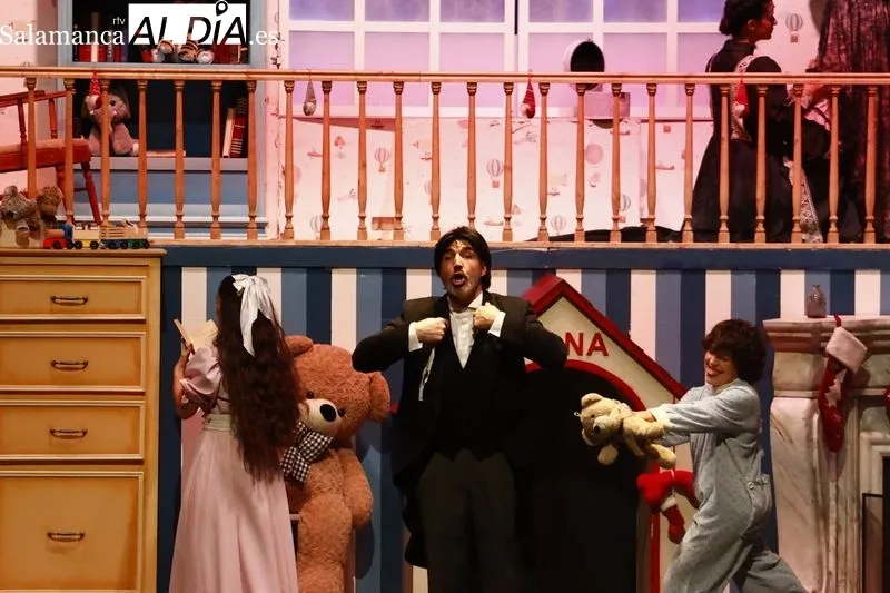 'Perter, el musical' reúne a niños y mayores en Salamanca | FOTOS: David Sañudo
