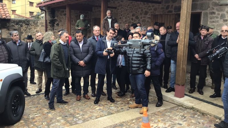 Un dron con cámaras nocturnas, nueva herramienta en la lucha contra el furtivismo en Gredos