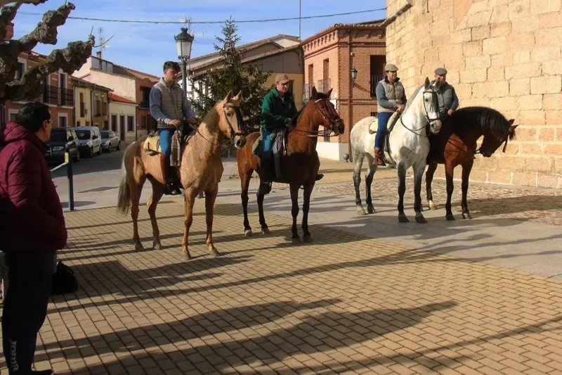Macotera celebraba la tradicional bendición de San Antón. José Guerras