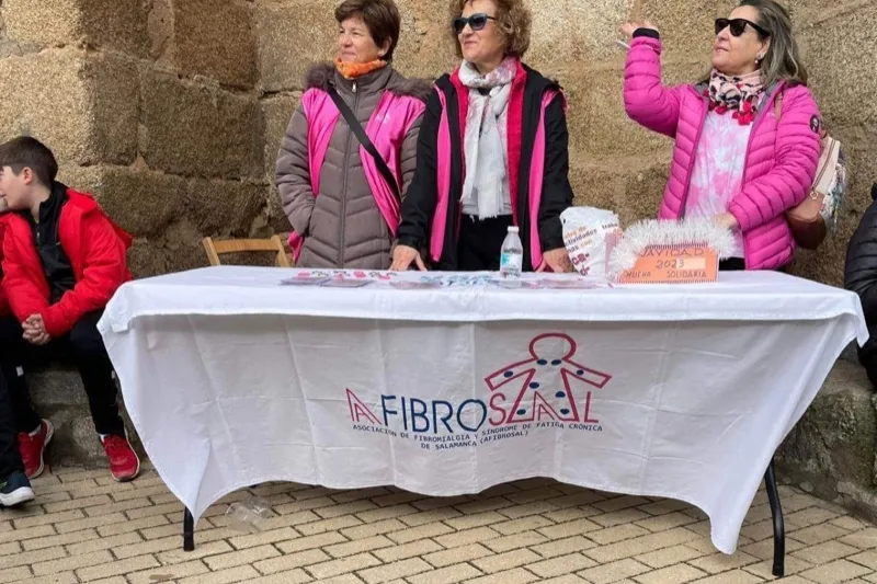Foto 2 - Gran ambiente solidario durante la d&eacute;cima marcha-carrera solidaria de Macotera