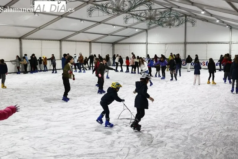 Pista de hielo de Salamanca. Fotos David Sañudo