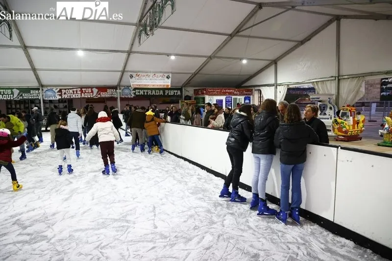 Pista de hielo de Salamanca. Fotos David Sañudo