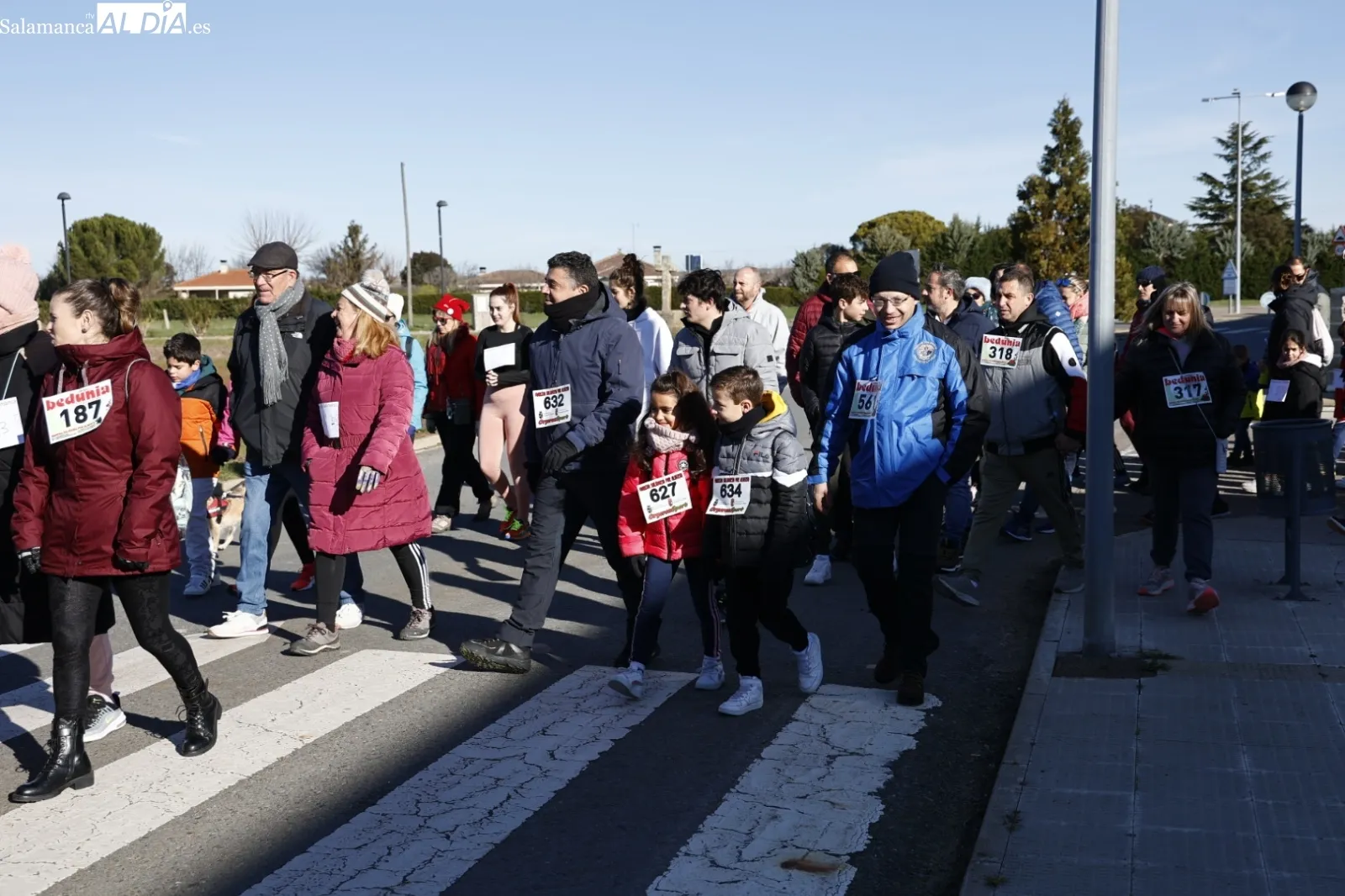 Multitudinaria marcha solidaria por el pequeño Alberto. Fotos David Sañudo