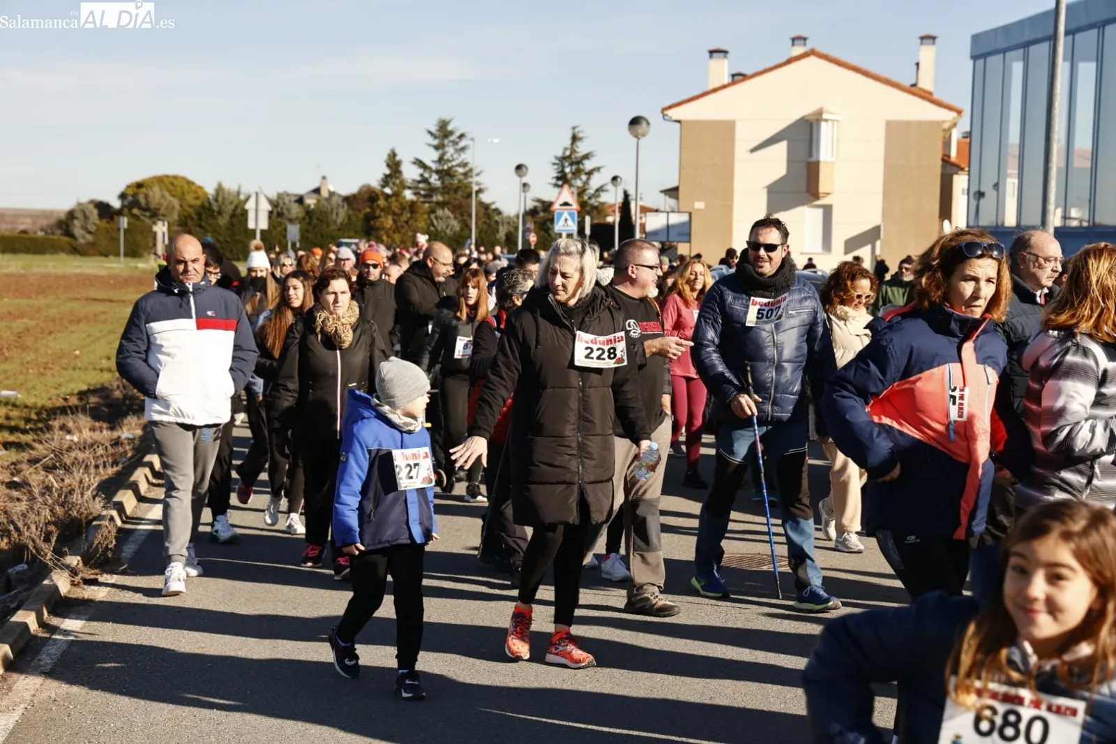 Multitudinaria marcha solidaria por el pequeño Alberto. Fotos David Sañudo