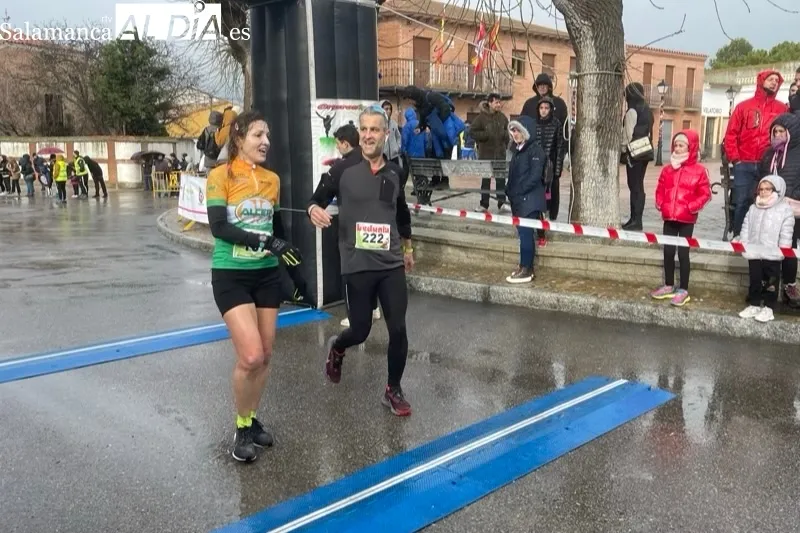 La X Carrera del Roscón de Paradinas tenía lugar este domingo