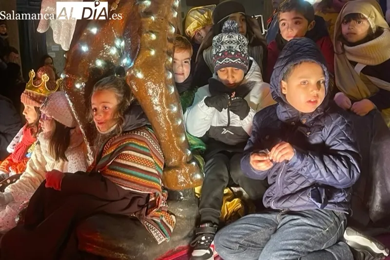 Los Reyes Magos protagonizaban una multitudinaria Cabalgata 