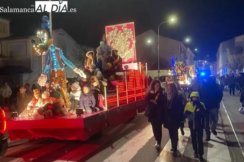 Los Reyes Magos protagonizaban una multitudinaria Cabalgata 