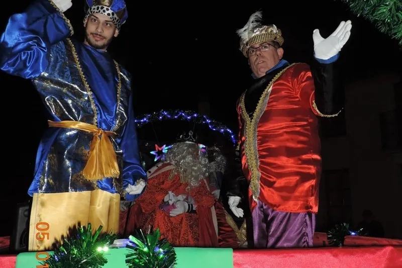 Foto 2 - Aldearrubia se vuelca con los Reyes Magos