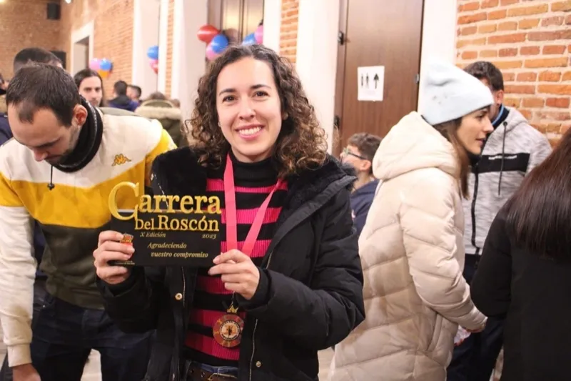 El Ayuntamiento de Paradinas y la organización de la Carrera del Roscón han vivido un emotivo acto de reconocimiento