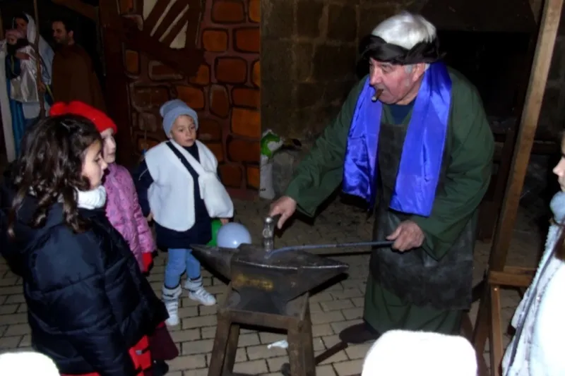 Macotera vive una intensa jornada festiva junto a los Reyes Magos