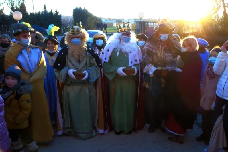 Macotera vive una intensa jornada festiva junto a los Reyes Magos