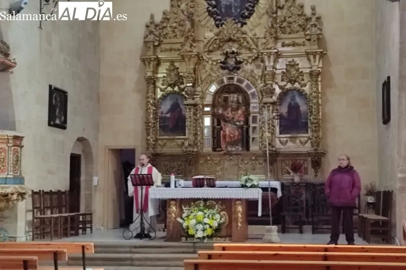 Los vecinos de Villoruela acompañaban a San Sebastian en su tradicional procesión