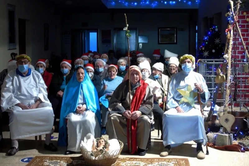 Macotera vive una intensa jornada festiva junto a los Reyes Magos
