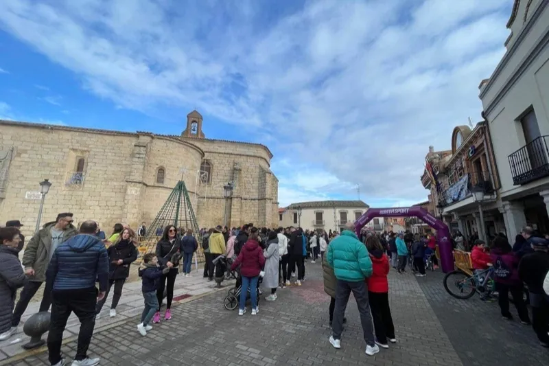 Foto 5 - Gran ambiente solidario durante la d&eacute;cima marcha-carrera solidaria de Macotera