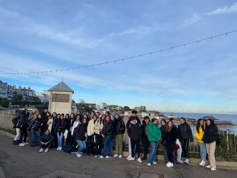 Foto 6 - Noventa alumnos del colegio Calasanz participan en una inmersi&oacute;n ling&uuml;&iacute;stica en Inglaterra