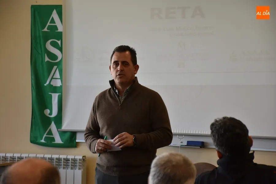 Foto 6 - Asaja imparte una sesi&oacute;n en Mir&oacute;briga envuelta en el clima de las Elecciones Agrarias