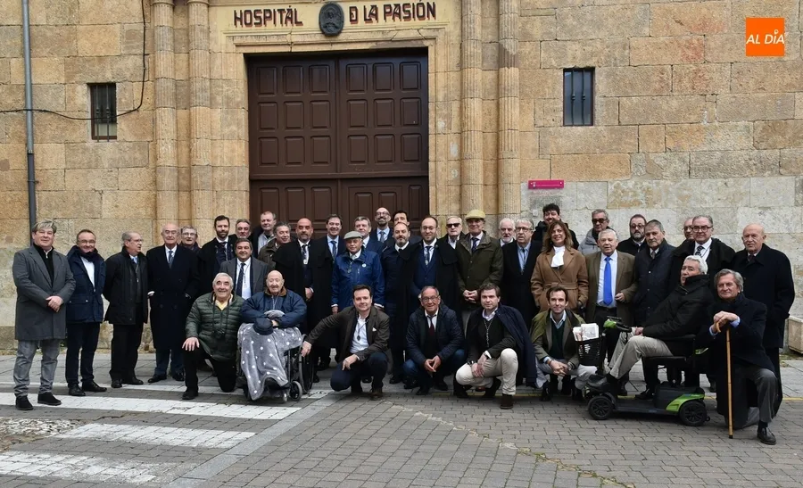 Foto 2 - La Pe&ntilde;a Gutenberg homenajea a Enrique Crespo en la recuperaci&oacute;n de sus reuniones anuales