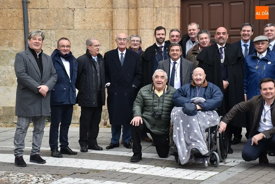 Foto 3 - La Pe&ntilde;a Gutenberg homenajea a Enrique Crespo en la recuperaci&oacute;n de sus reuniones anuales