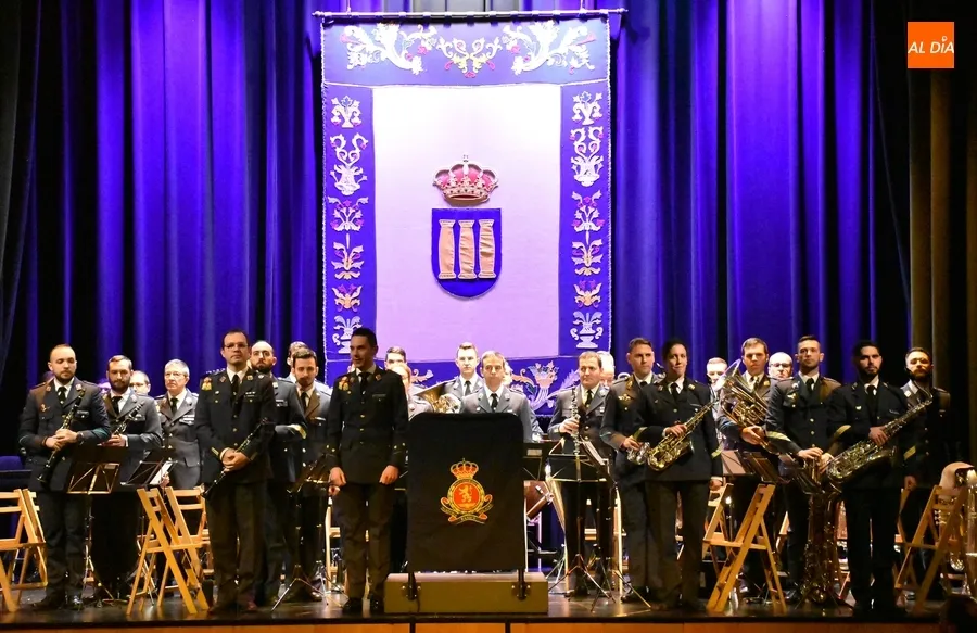 Foto 6 - La Academia B&aacute;sica del Aire y del Espacio protagoniza la 1&ordf; actuaci&oacute;n del 2023 en el Teatro