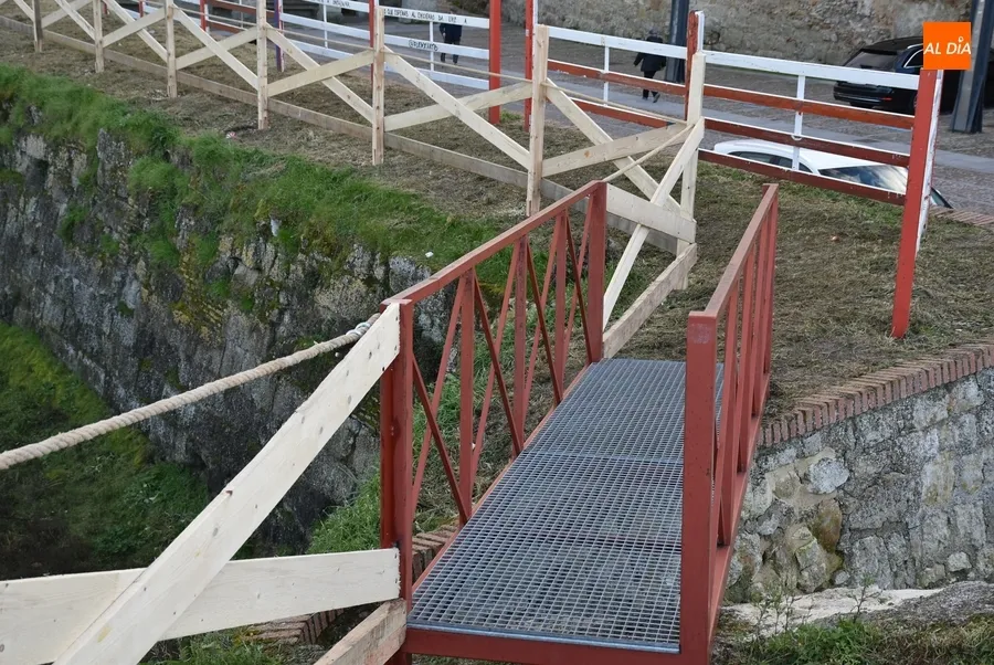 Foto 7 - Instalado, y abierto al uso, el Puente de Aris